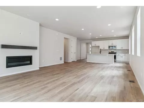 24551 E 37th Ave, Aurora, CO 80019 photo 9