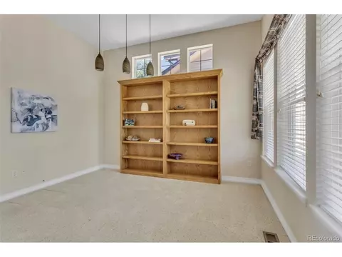 Living - 22245 E Glasgow Pl, Aurora, CO 80016 photo 3 of 4