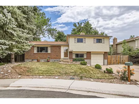 7228 Braun Ct, Arvada, CO 80005