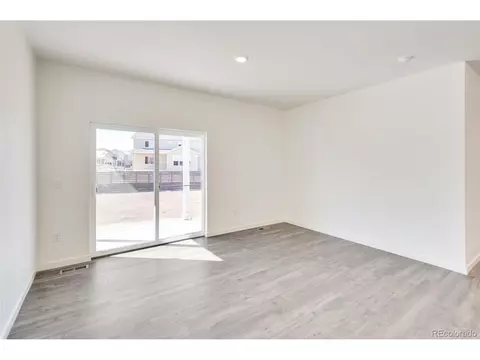 27522 E Cedar Ave, Aurora, CO 80018 photo 3
