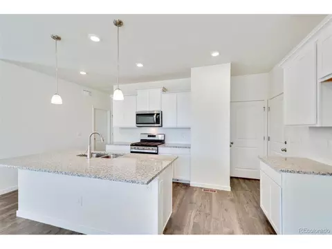 27522 E Cedar Ave, Aurora, CO 80018 photo 9