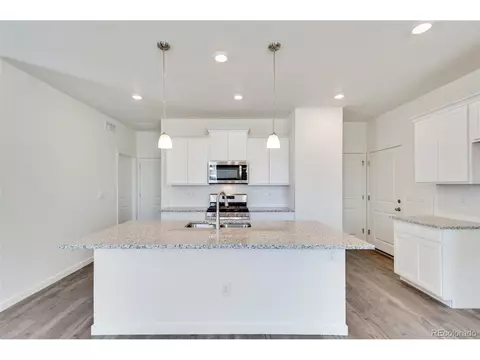 27522 E Cedar Ave, Aurora, CO 80018 photo 8