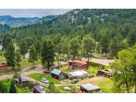 11 Fifth St, Guffey, CO 80820