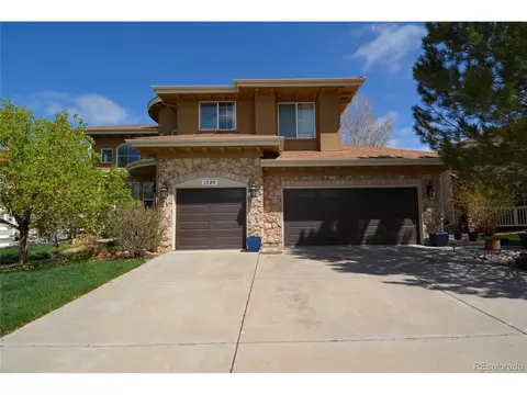 1520 S De Gaulle Cir, Aurora, CO 80018