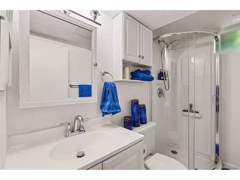 Bath - 7034 Ingalls Ct, Arvada, CO 80003 photo 3 of 3