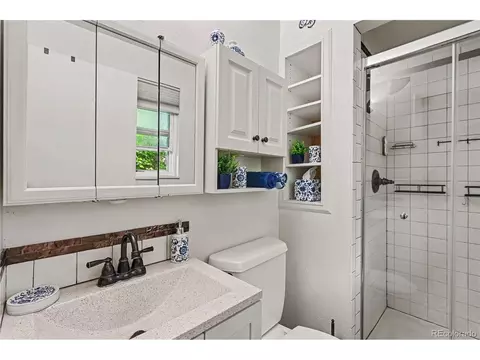 Bath - 7034 Ingalls Ct, Arvada, CO 80003 photo 1 of 3