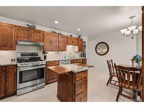 Kitchen - 7034 Ingalls Ct, Arvada, CO 80003 photo 4 of 5