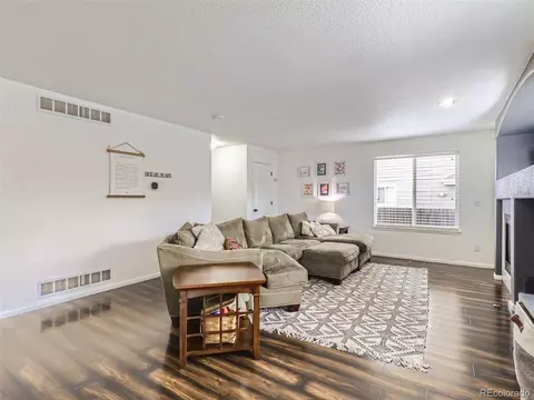 20923 E 40th Pl, Denver, CO 80249 photo 11