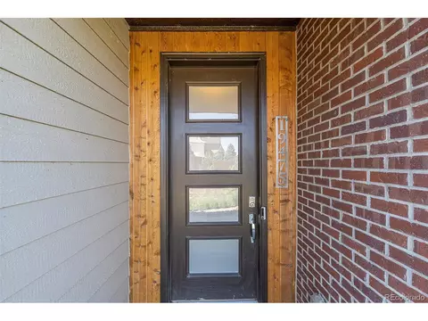 19475 E Sunset Cir, Aurora, CO 80015 photo 3