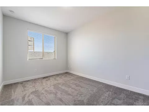 19475 E Sunset Cir, Aurora, CO 80015 photo 29