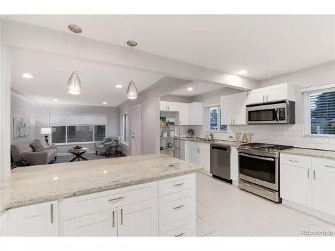 5340 E Thrill Pl, Denver, CO 80207 photo 2