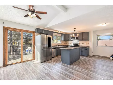 2719 33rd Avenue Ct, Greeley, CO 80634