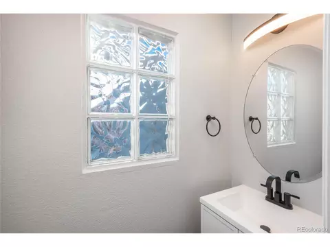 Undisclosed, Denver, CO 80249 photo 15