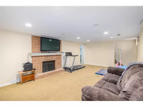 405 Oneida St, Denver, CO 80220 photo 28