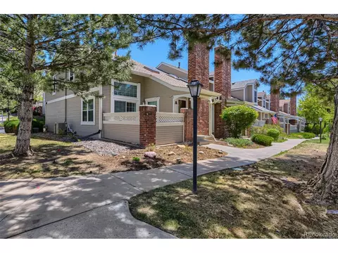 2892 W Long Cir #B, Littleton, CO 80120