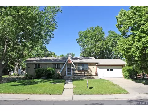 367 S Revere St, Aurora, CO 80012