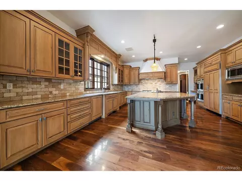 9052 E Vassar Ave, Denver, CO 80231 photo 13