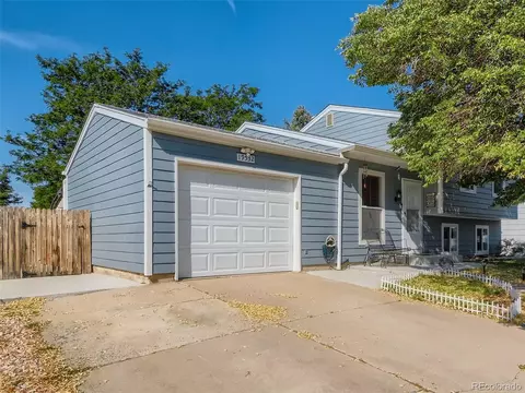 19532 E Buchanan Pl, Aurora, CO 80011 photo 2