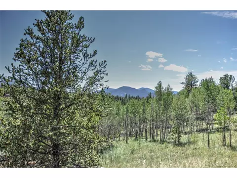 323 Bordenville Rd, Jefferson, CO 80456