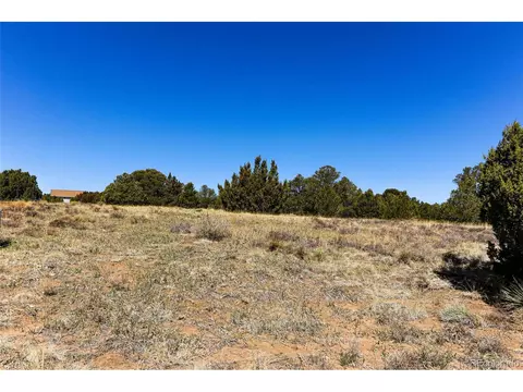 2 Black Diamond Dr, Walsenburg, CO 81089