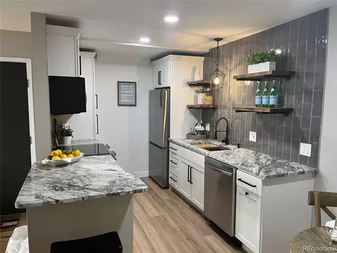 4400 S Quebec St #B103, Denver, CO 80237