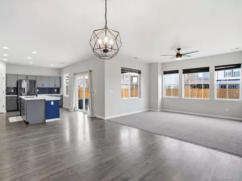 Living - 27934 E 7th Ave, Aurora, CO 80018 photo 4 of 7