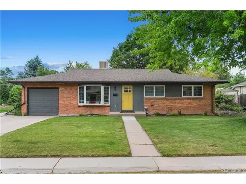 60 Dover St, Lakewood, CO 80226