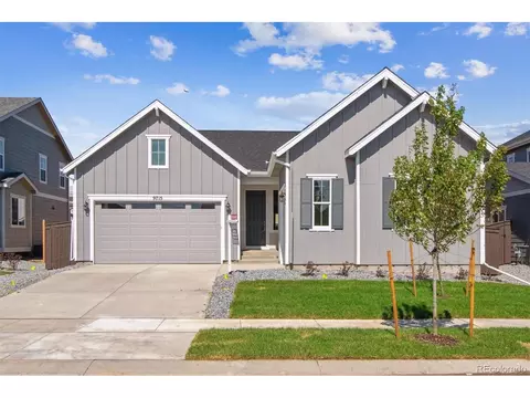 9715 Ceylon Ct, Commerce City, CO 80022