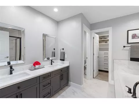 Bath - 17732 E Ida Ave, Centennial, CO 80015 photo 1 of 6