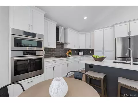 Kitchen - 17732 E Ida Ave, Centennial, CO 80015 photo 5 of 6