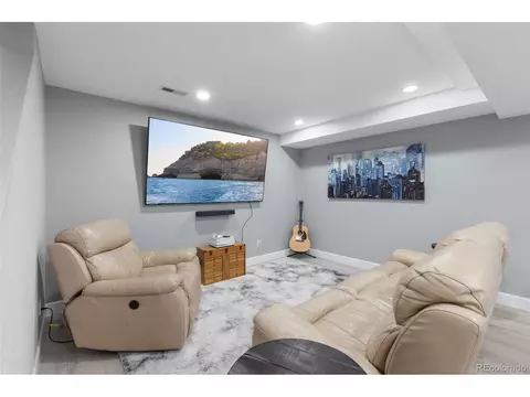 Living - 17732 E Ida Ave, Centennial, CO 80015 photo 4 of 4