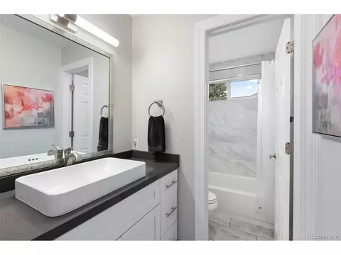 Bath - 17732 E Ida Ave, Centennial, CO 80015 photo 5 of 6