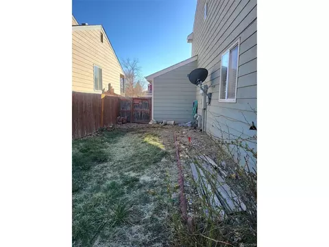14379 E 47th Dr, Denver, CO 80239 photo 3