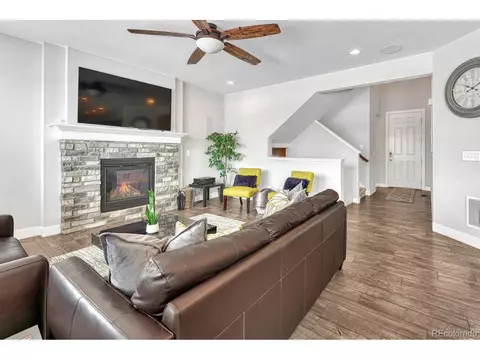 27164 E Geddes Dr, Aurora, CO 80016 photo 6