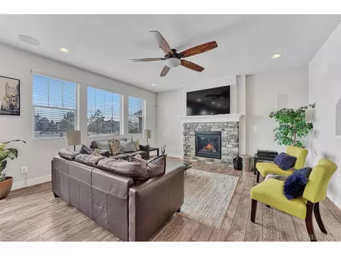 27164 E Geddes Dr, Aurora, CO 80016 photo 4