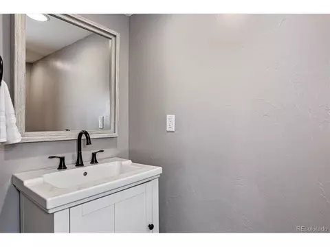 14014 E Temple Dr, Aurora, CO 80015 photo 29