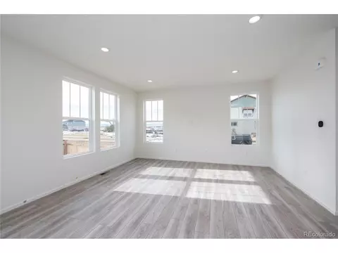 20926 E 61st Ave, Aurora, CO 80019 photo 5