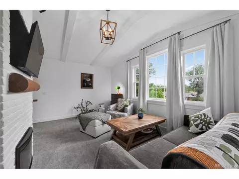 Living - 913 7th St, Berthoud, CO 80513 photo 7 of 9