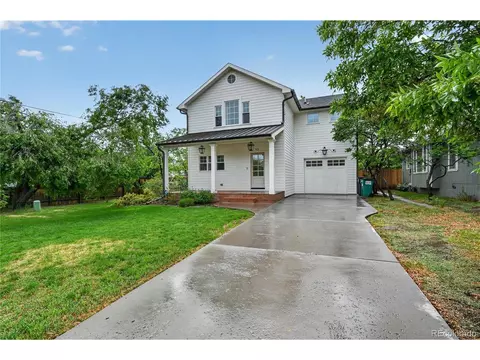 Exterior - 913 7th St, Berthoud, CO 80513 photo 2 of 5