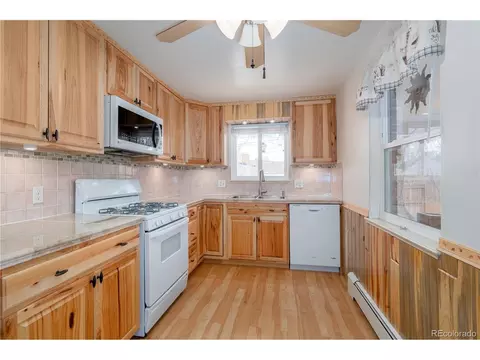 1955 Independence St, Lakewood, CO 80215 photo 8