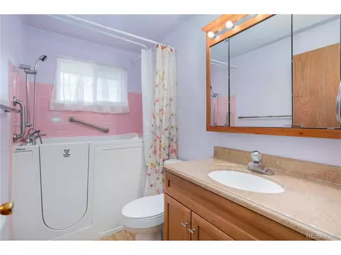 1955 Independence St, Lakewood, CO 80215 photo 12