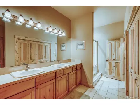 Bath - 1624 Ruby Rd, Silverthorne, CO 80498 photo 5 of 6