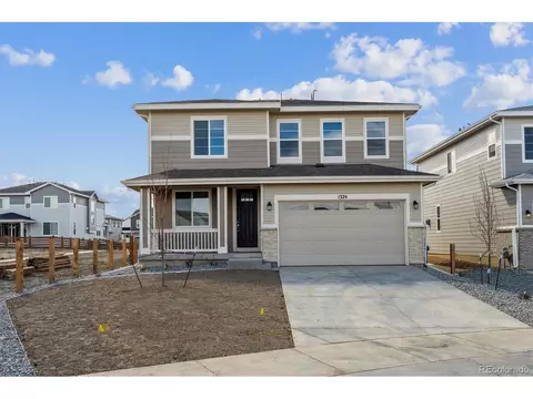 1324 Sienna Peak Cir, Erie, CO 80516