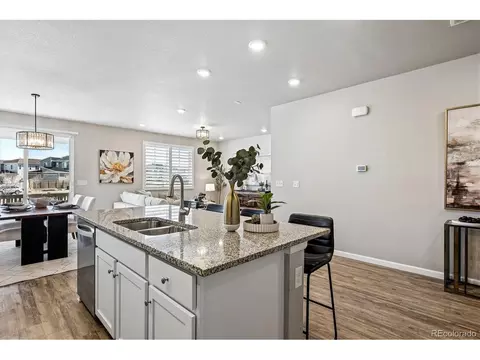 44 S Titus St, Aurora, CO 80018