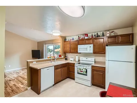 17948 E Colgate Pl, Aurora, CO 80013 photo 4