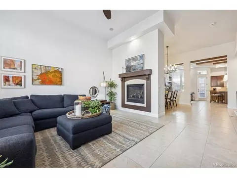 10130 Inverness Main St, Englewood, CO 80112