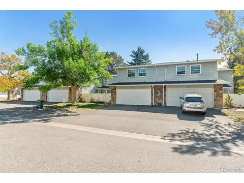 2518 S Vaughn Way #B, Aurora, CO 80014