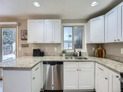 5121 Johnson St, Arvada, CO 80002 photo 9