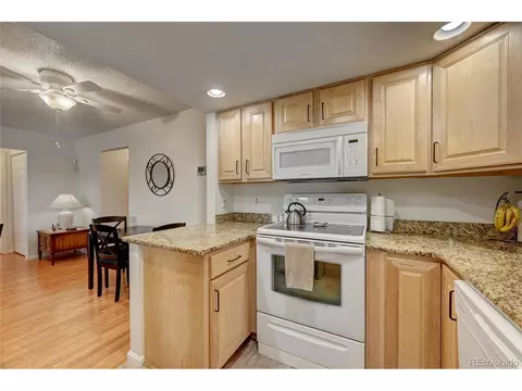 12645 E Pacific Cir #E, Aurora, CO 80014 photo 6