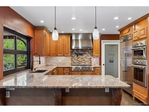 Kitchen - 3641 E Geddes Pl, Centennial, CO 80122 photo 5 of 7